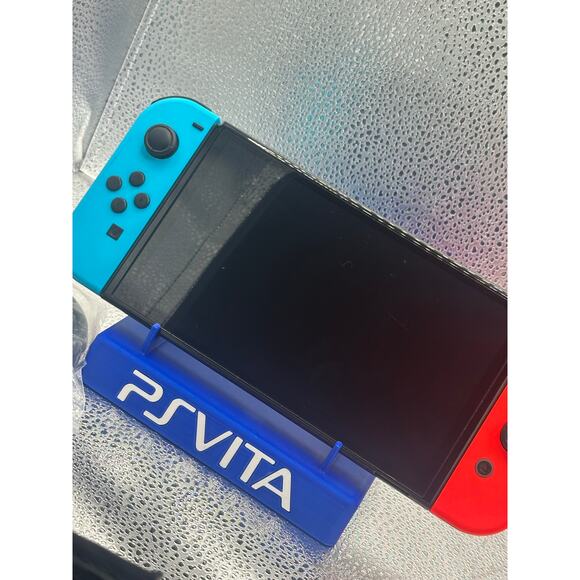 Nintendo OLED switch - Picture 3 of 8
